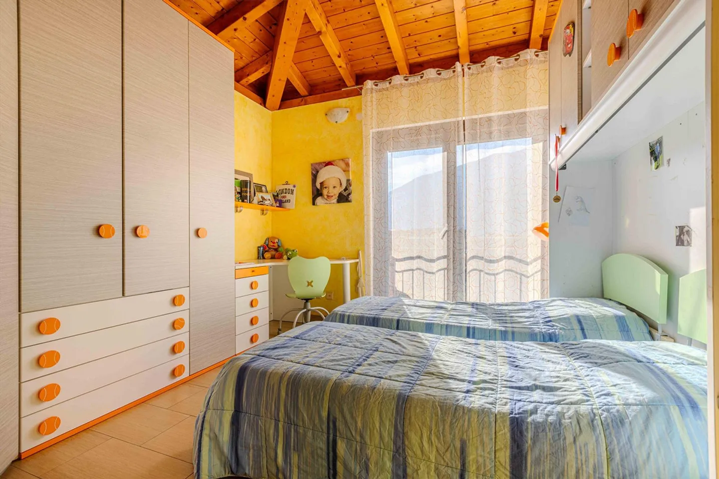 Belle maison 5.5 pièces avec grand jardin à Melano - Photo 8 sur 11