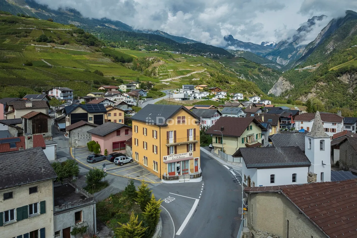 Immeuble mixte à vendre - Photo 1 sur 13