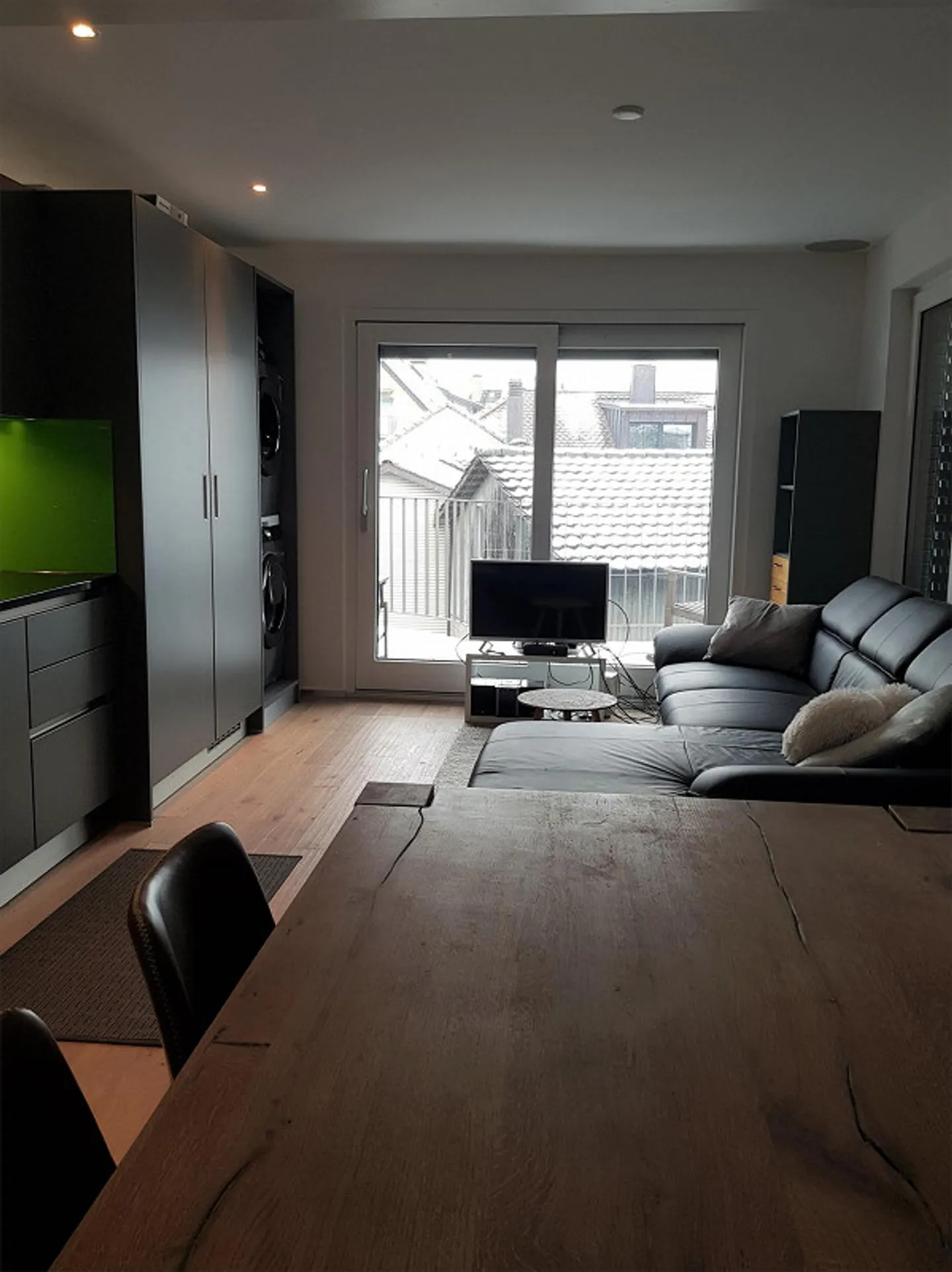 Teilmöblierte moderne Loftwohnung - Photo 2 sur 14