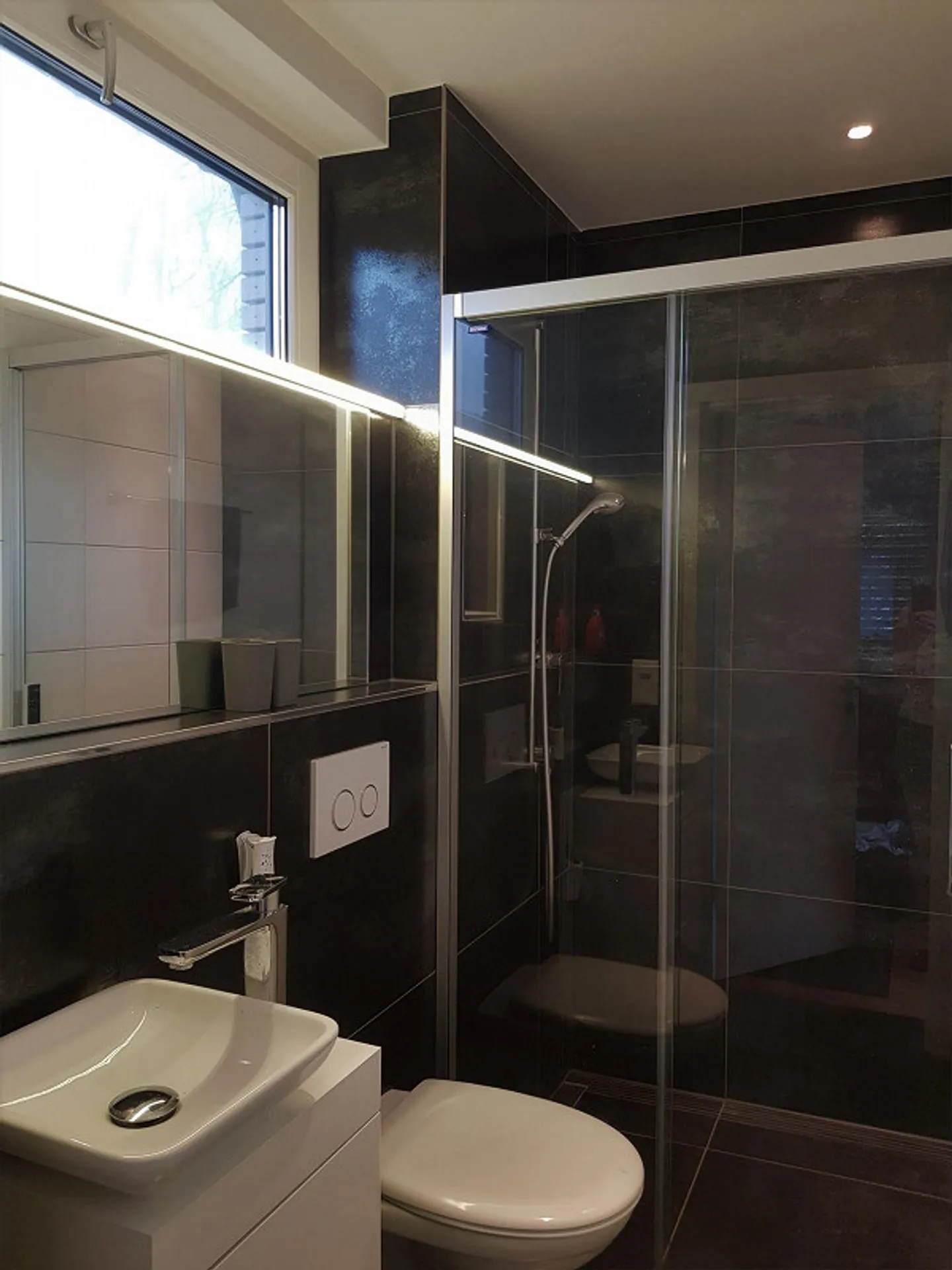 Teilmöblierte moderne Loftwohnung - Photo 12 sur 14