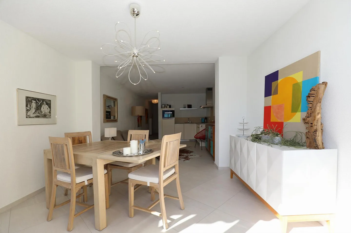 Appartement moderne 2 pièces, ensoleillé avec belle vue - Photo 10 sur 17