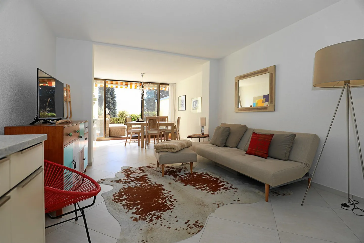 Appartement moderne 2 pièces, ensoleillé avec belle vue - Photo 7 sur 17