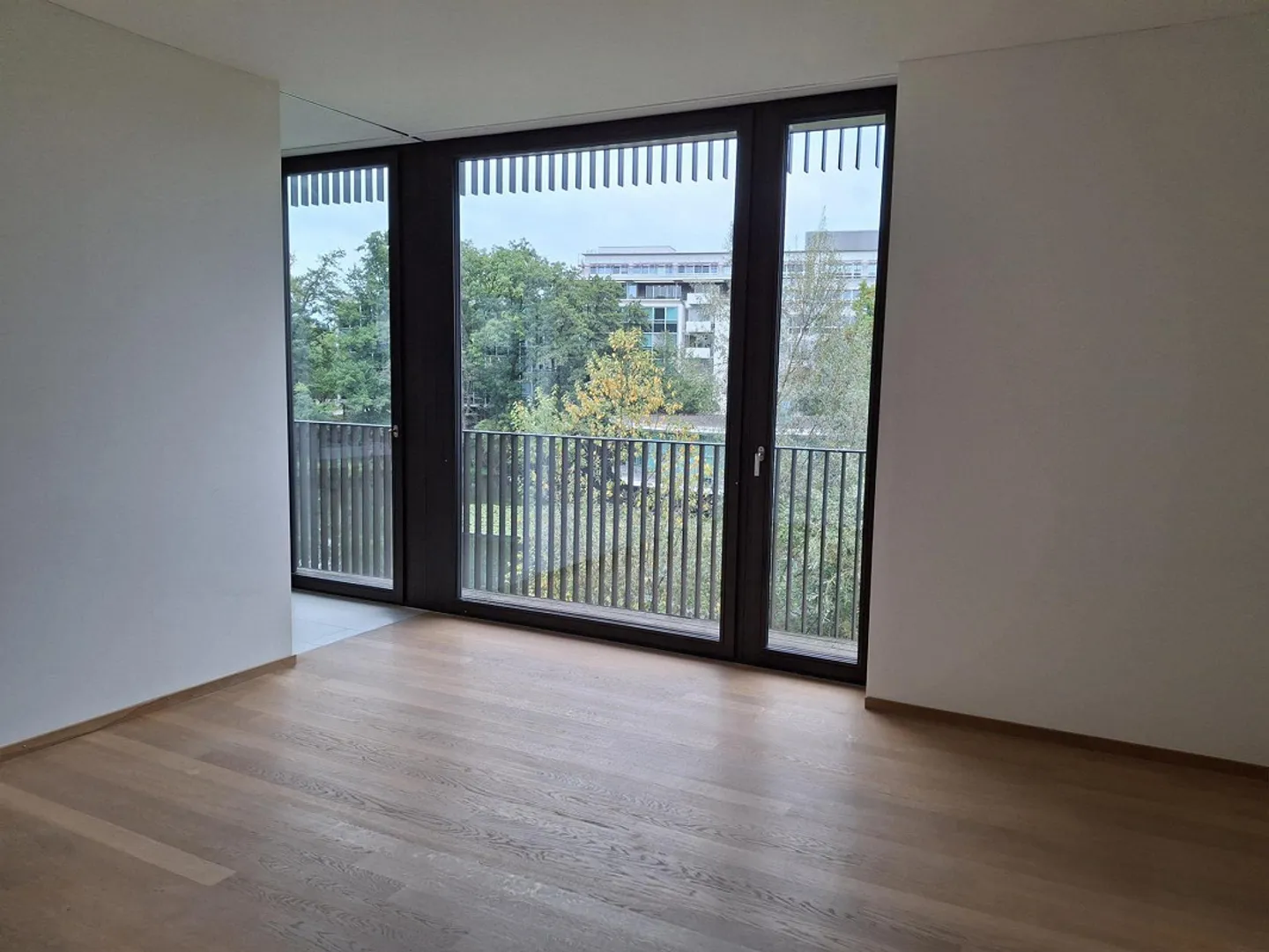 Luxurious living in a privileged, quiet location - Photo 5 of 9