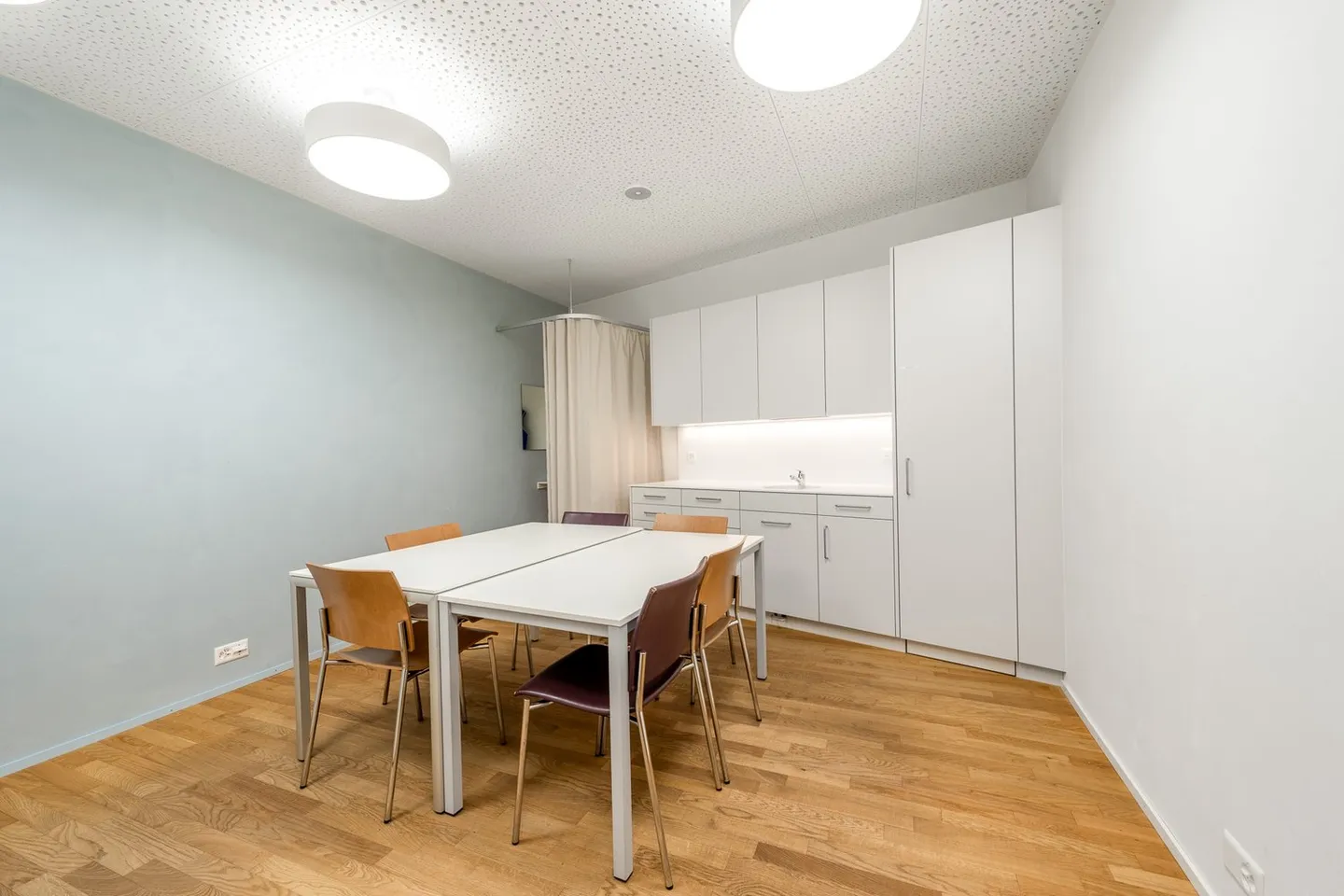 La tua attività direttamente alla stazione di Dietikon dal 01.01.2026 - Foto 8 di 12