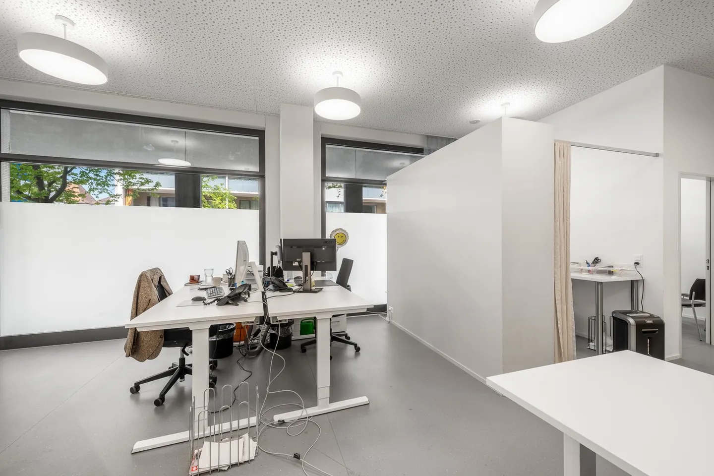 La tua attività direttamente alla stazione di Dietikon dal 01.01.2026 - Foto 9 di 12