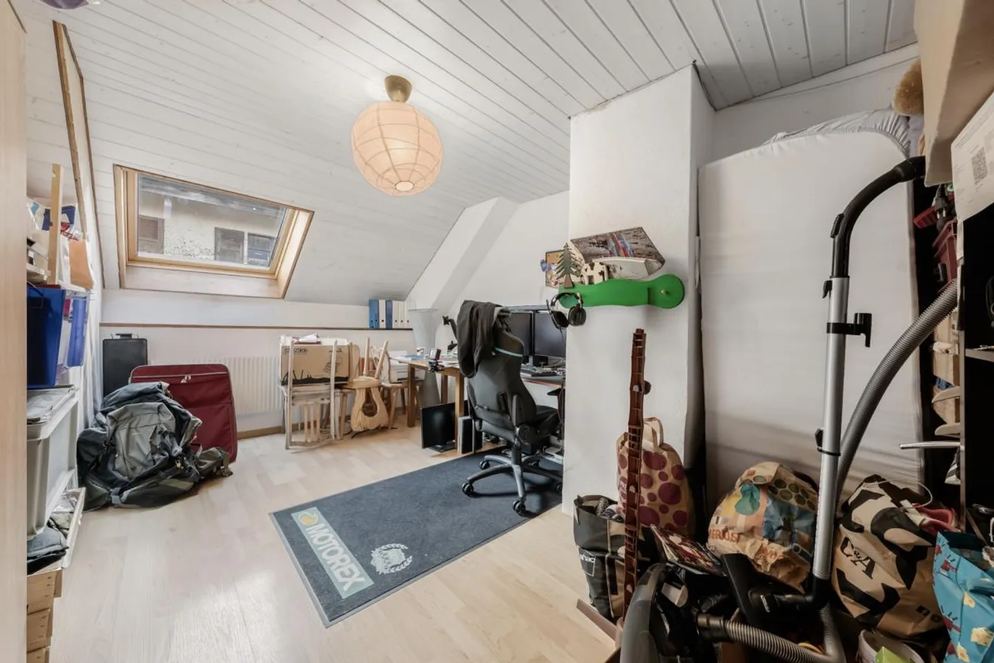 Spacious Duplex with Large Land - Photo 14 of 20