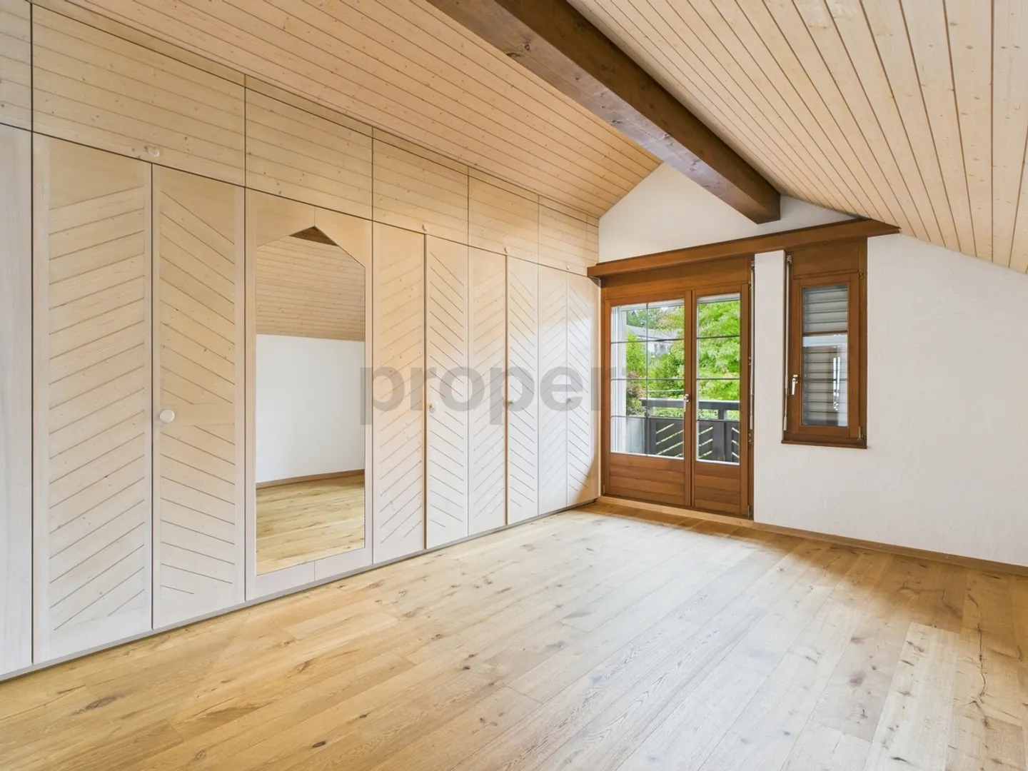 5.5-Zimmer-Einfamilienhaus in Knonau – modernes Wohnen mit Gartenid... - Foto 6 von 13