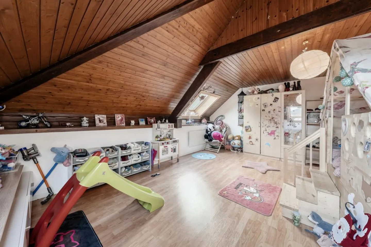 Spacious Duplex with Large Land - Photo 12 of 20