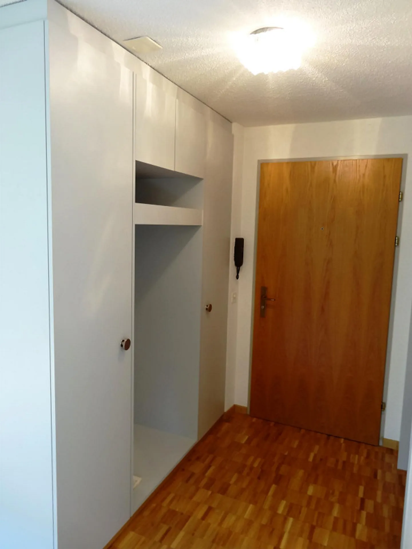 Single apartment in a quiet location - Photo 5 of 6