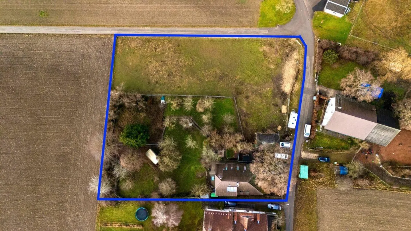 Spacious Duplex with Large Land - Photo 20 of 20