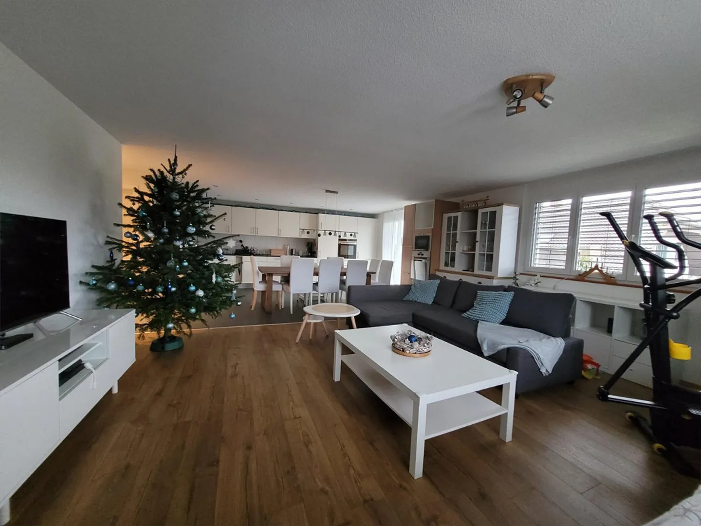 Geräumige Wohnung - Foto 2 von 16