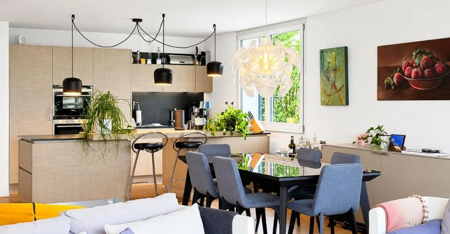 The Elegance of a Sumptuous Duplex with a View - Photo 5 of 13