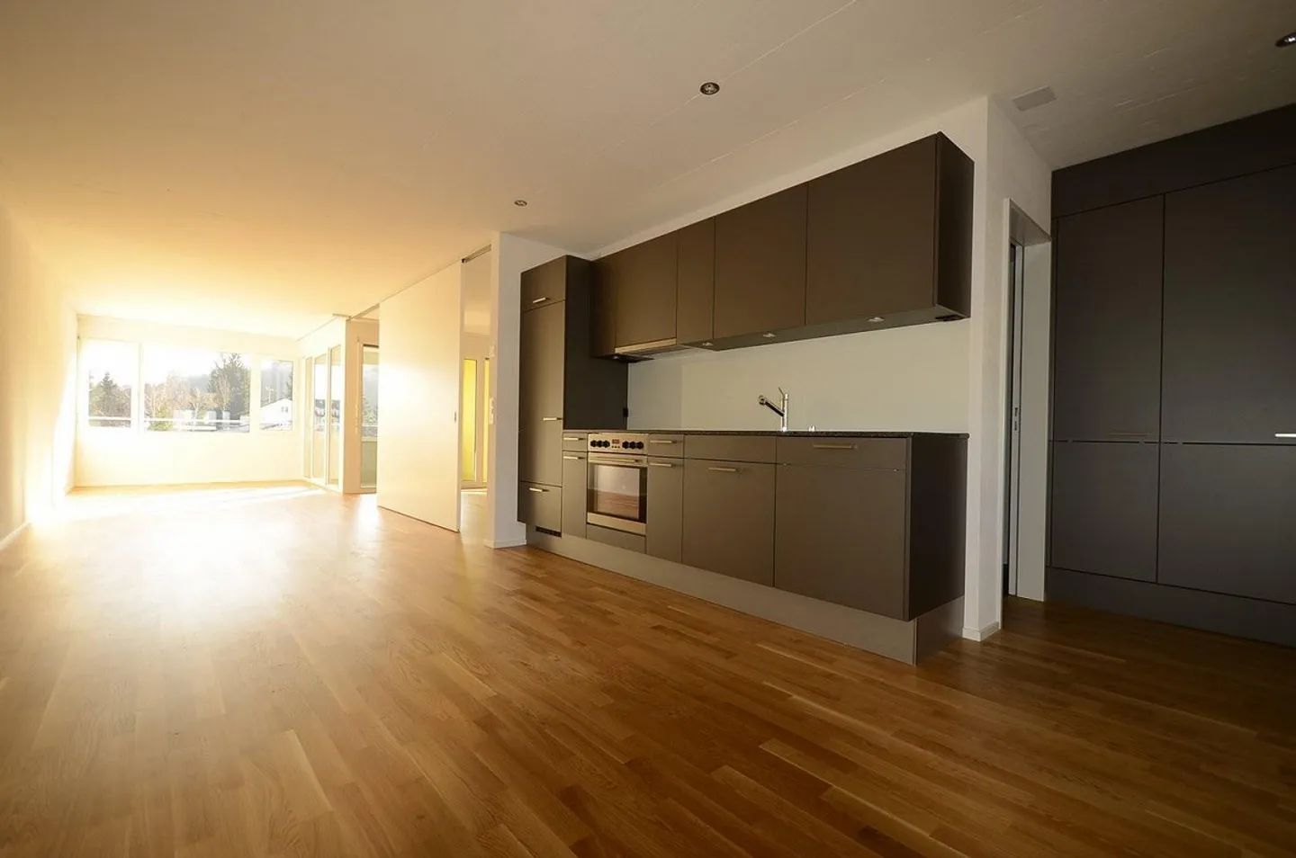 Open Living Space in Liebefeld - Photo 2 of 7