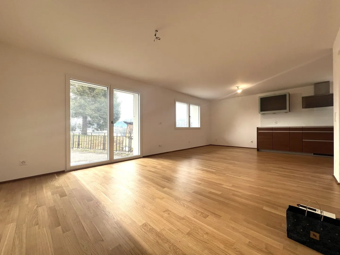 Beautiful renovated house in Attalens / 3 bedrooms / 1 bathroom / 1 balcony / heat pump - Photo 4 of 13