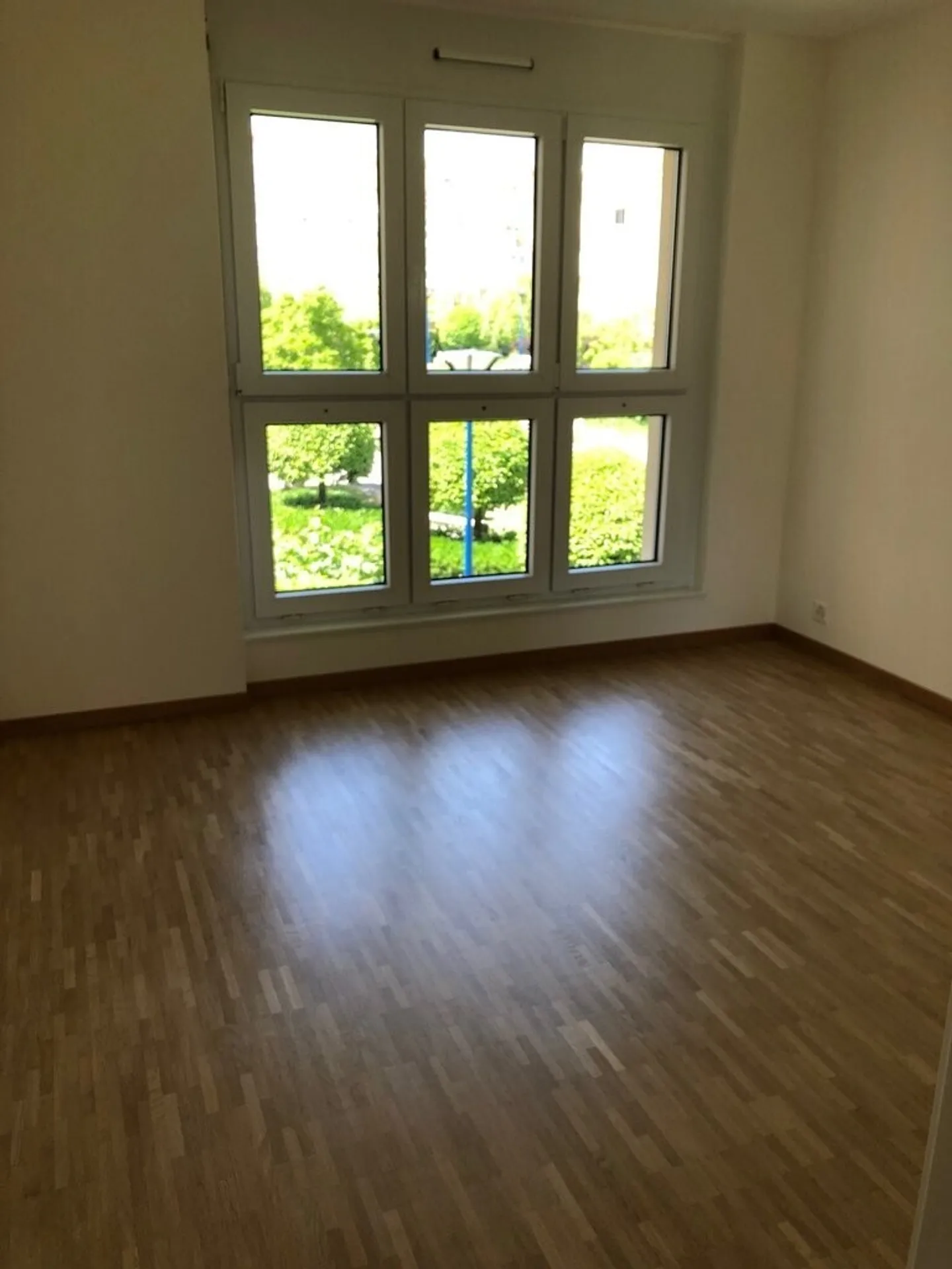 Opportunité unique ! Bel appartement dans un quartier résidentiel ! - Photo 5 sur 8