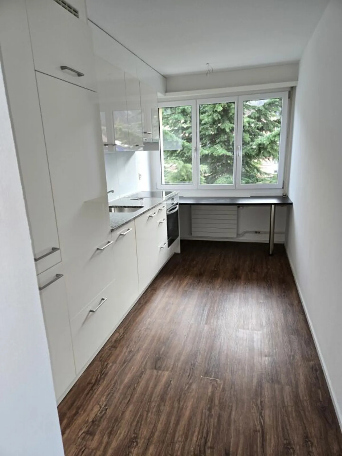 Beautiful 3.5 room apartment in a beautiful location now still available! - Photo 5 of 9