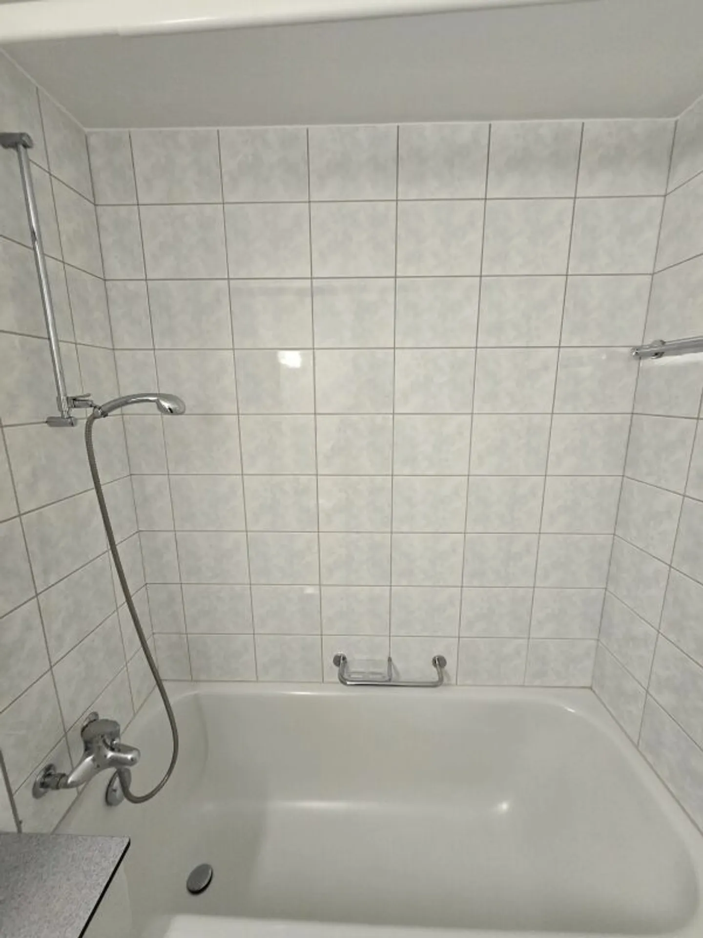 Beautiful 3.5 room apartment in a beautiful location now still available! - Photo 8 of 9