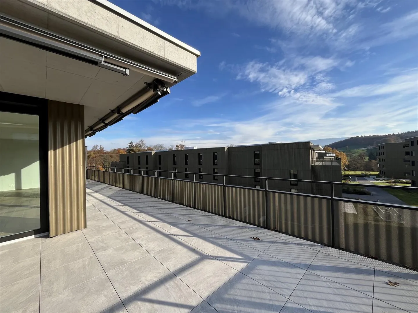 05606 - Apartment 5½ Rooms - IMP. CHAMP-RIOND 16 - MATRAN - Photo 3 of 11