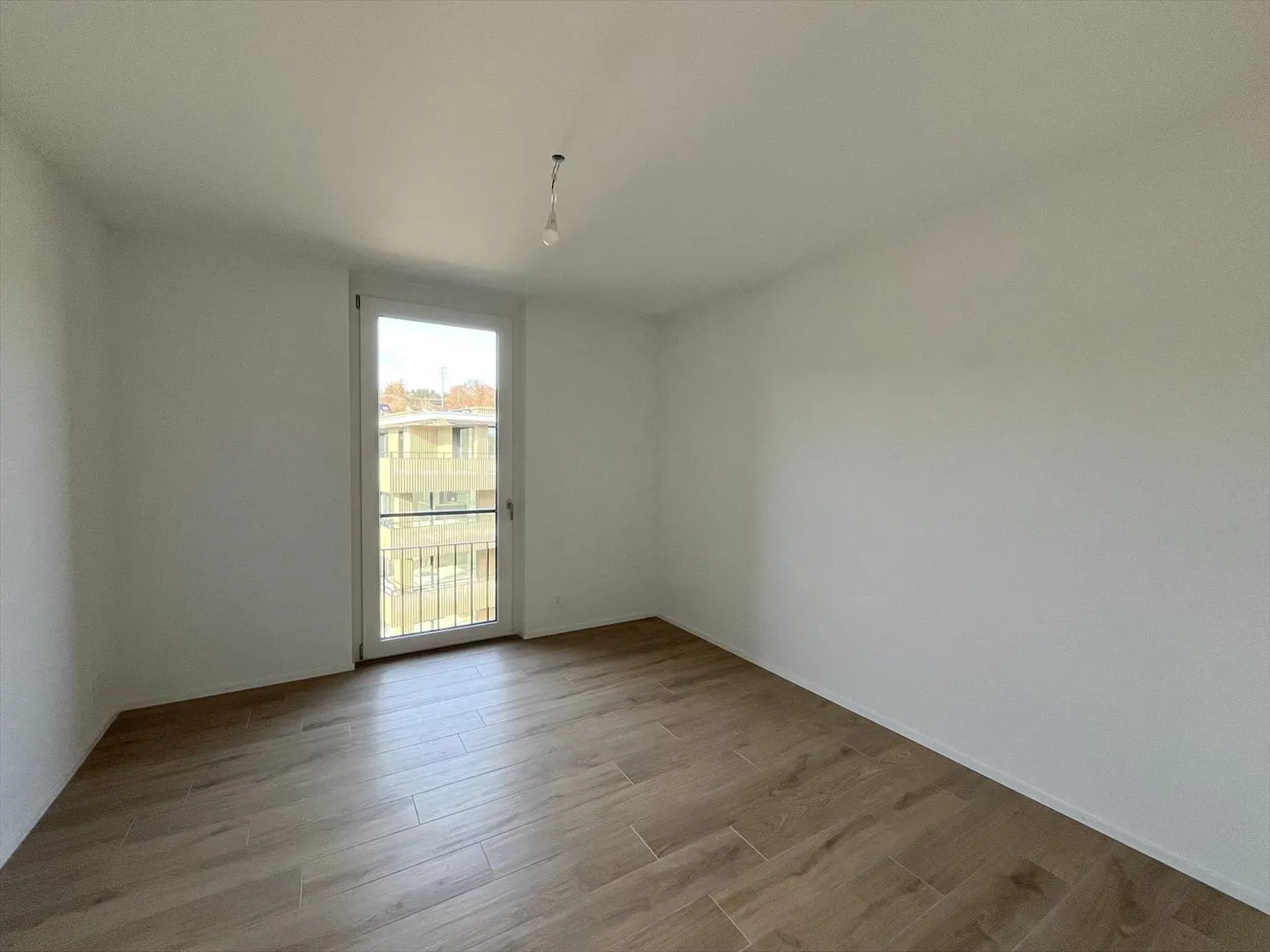 05606 - Apartment 5½ Rooms - IMP. CHAMP-RIOND 16 - MATRAN - Photo 5 of 11