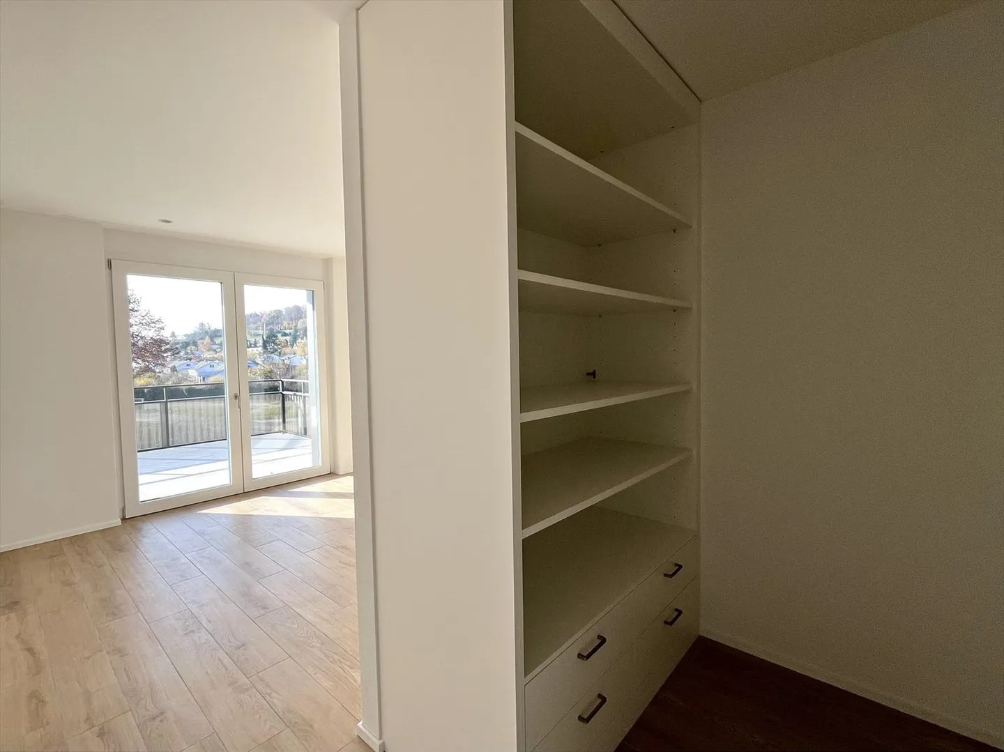 05606 - Apartment 5½ Rooms - IMP. CHAMP-RIOND 16 - MATRAN - Photo 6 of 11