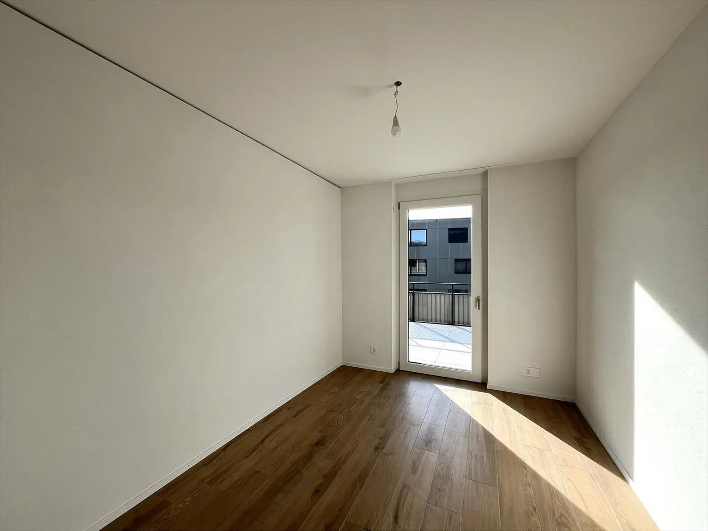 05606 - Apartment 5½ Rooms - IMP. CHAMP-RIOND 16 - MATRAN - Photo 7 of 11