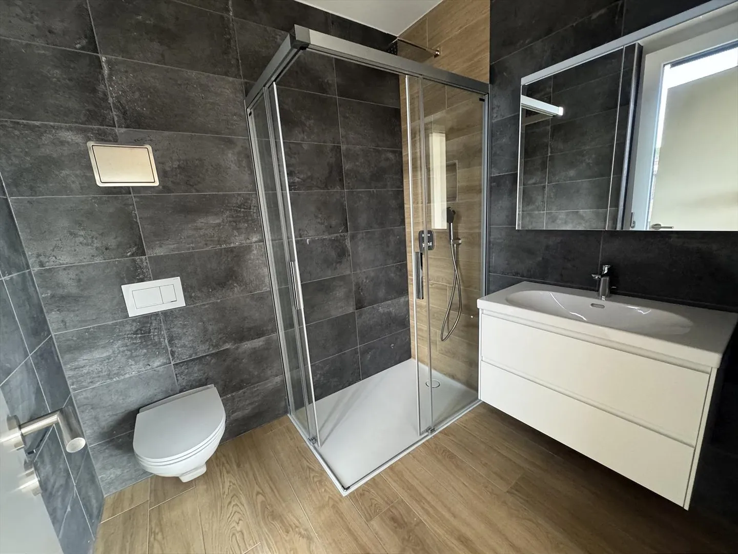 05606 - Apartment 5½ Rooms - IMP. CHAMP-RIOND 16 - MATRAN - Photo 10 of 11