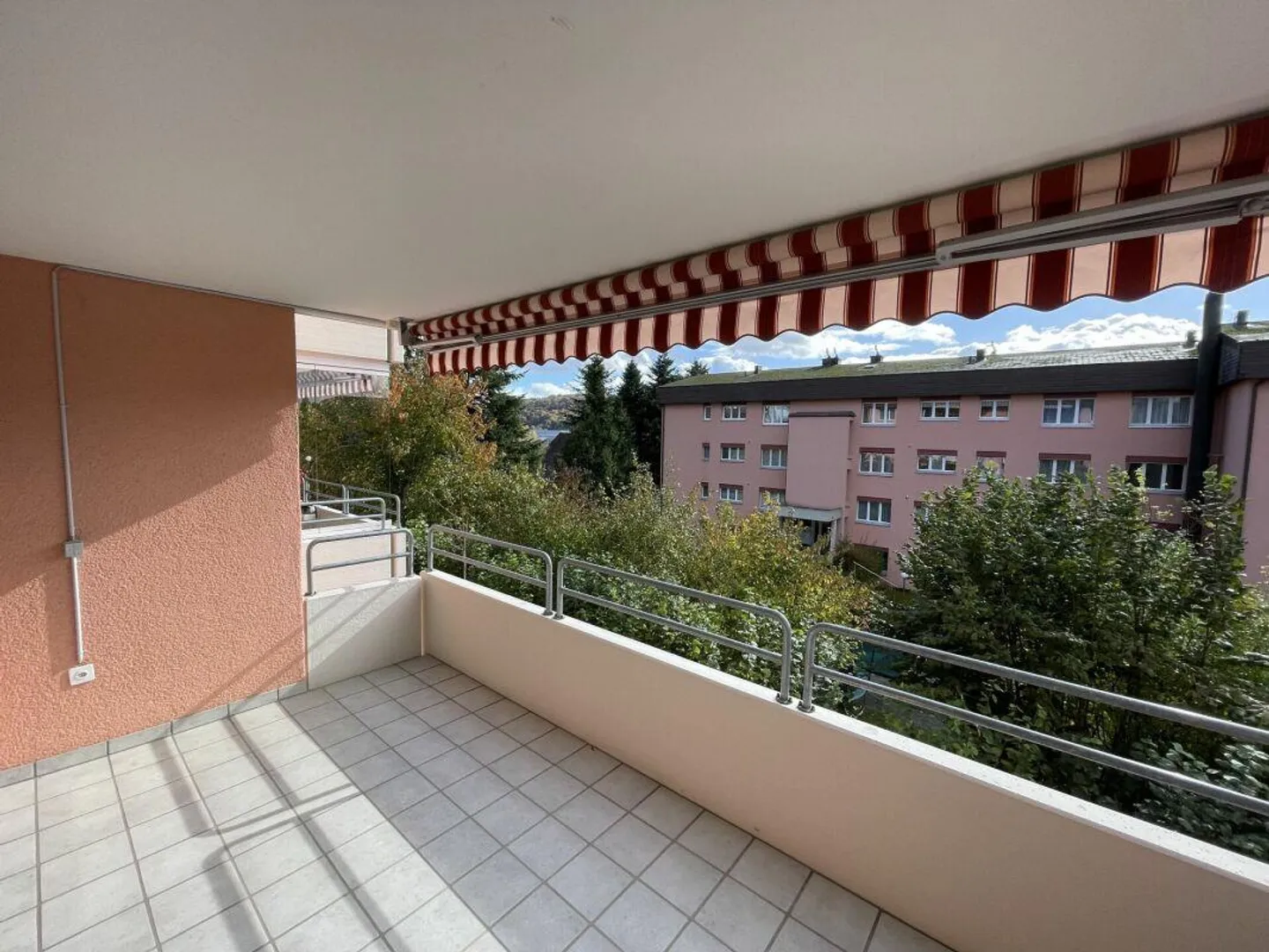 3.5 Room Apartment in Beringen - Photo 1 of 11