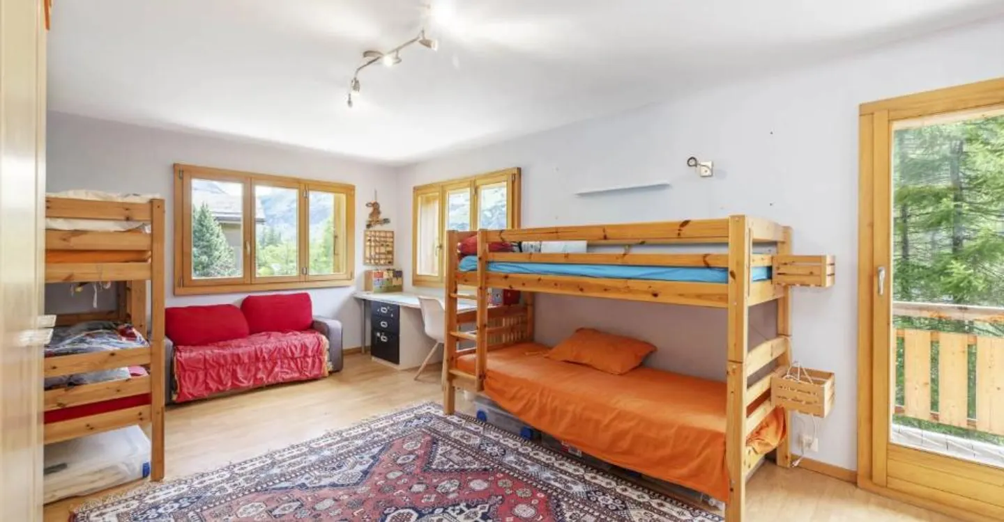 Chalet Evêque ? Un Havre ensoleillé face aux Sommets - Foto 10 di 11