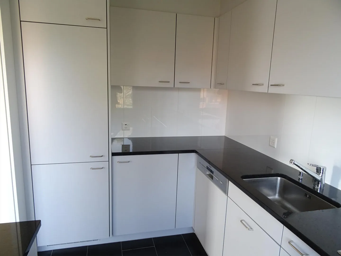 Family apartment in a convenient location in a residential area - Photo 5 of 8