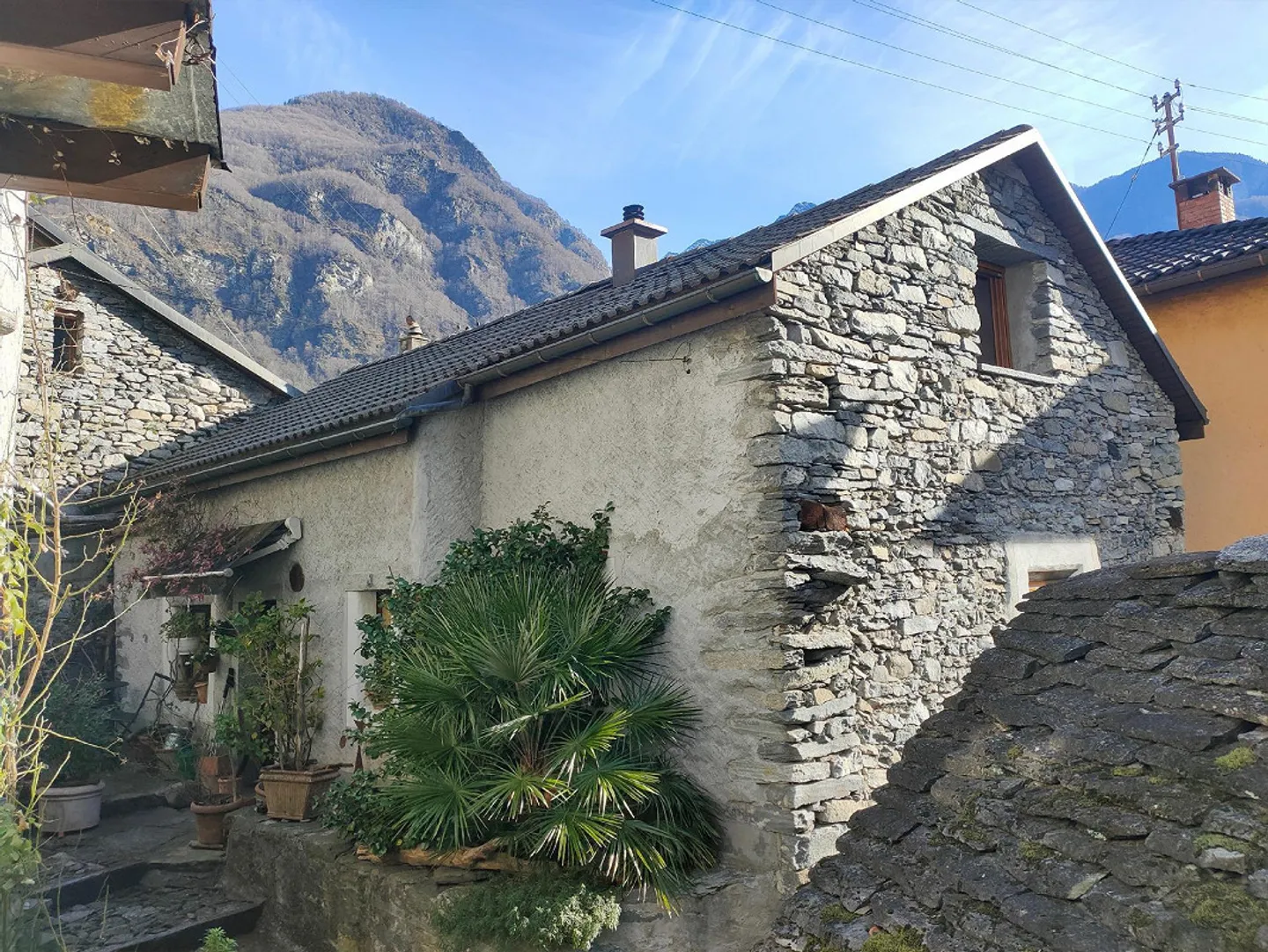Rustico spazioso con dettagli originali e ristrutturato con gusto - Foto 1 di 16