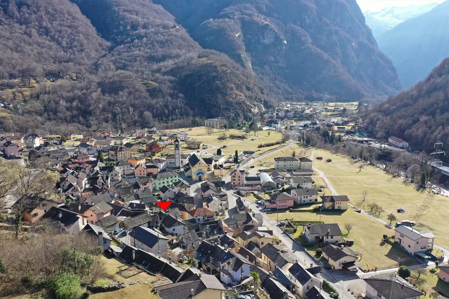 Rustico spazioso con dettagli originali e ristrutturato con gusto - Foto 4 di 16