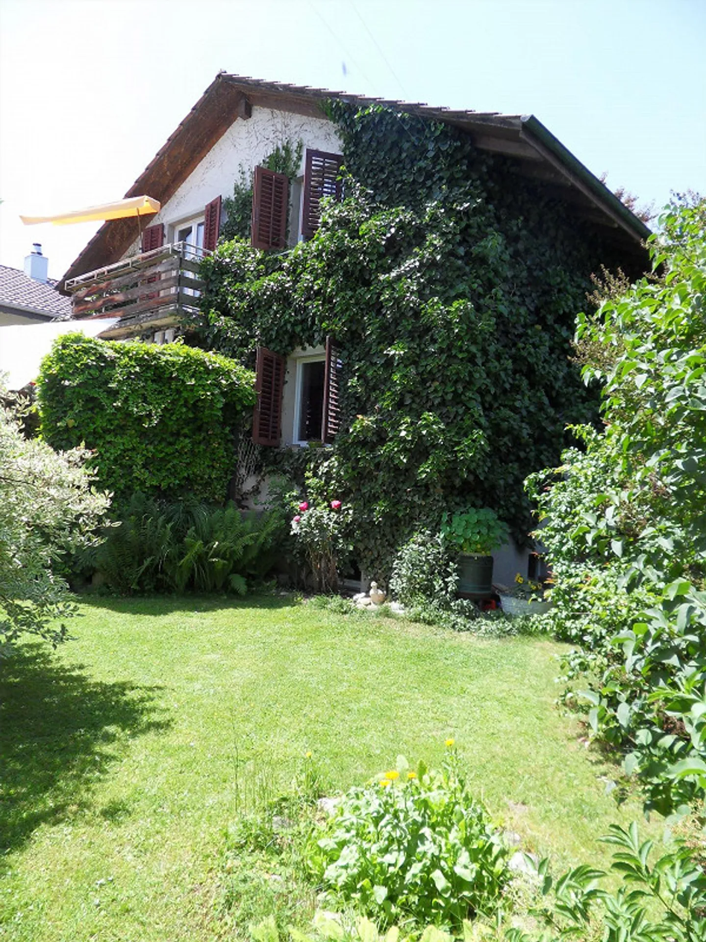 Casa unifamiliare - Foto 2 di 4