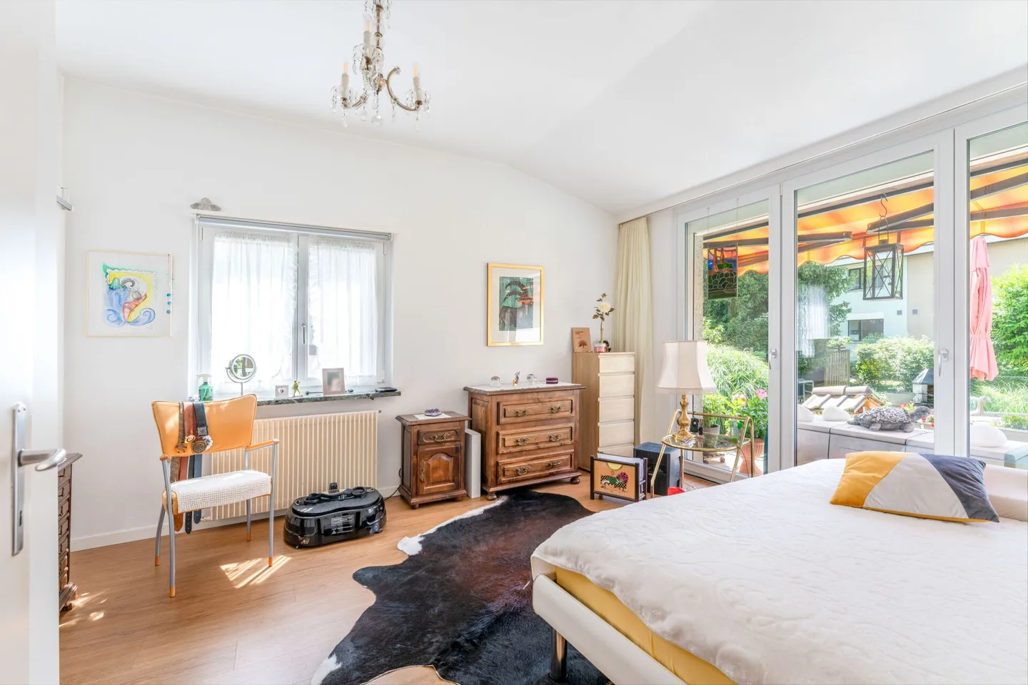 Einfamilienhaus mit grossem Garten - befristet zu mieten bis Februar 2027 - Foto 3 von 10