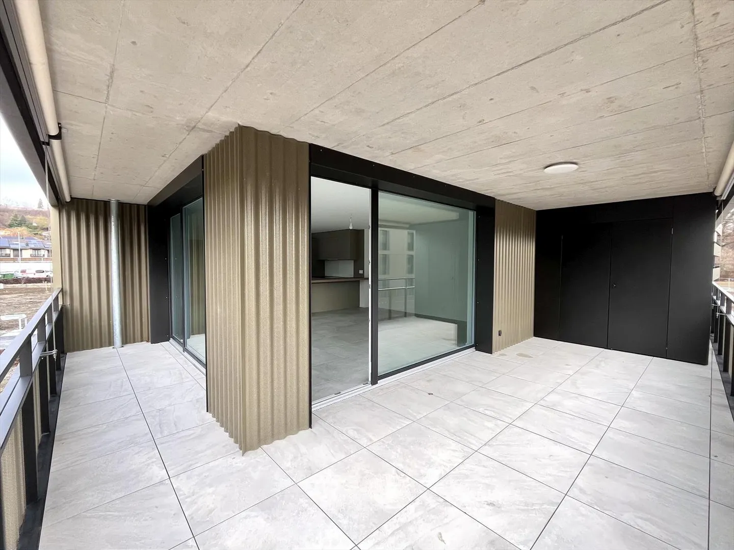 05600 - Appart. 4½ locali - IMP. CHAMP-RIOND 16 - MATRAN - Foto 3 di 10