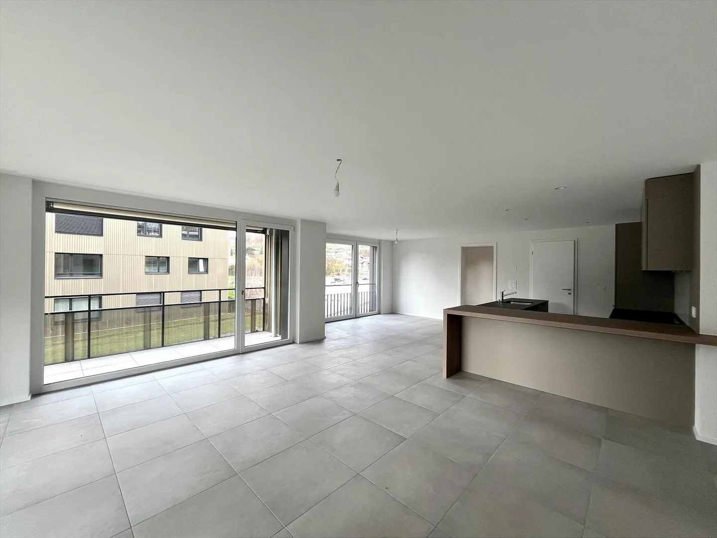 05600 - Appart. 4½ locali - IMP. CHAMP-RIOND 16 - MATRAN - Foto 10 di 10