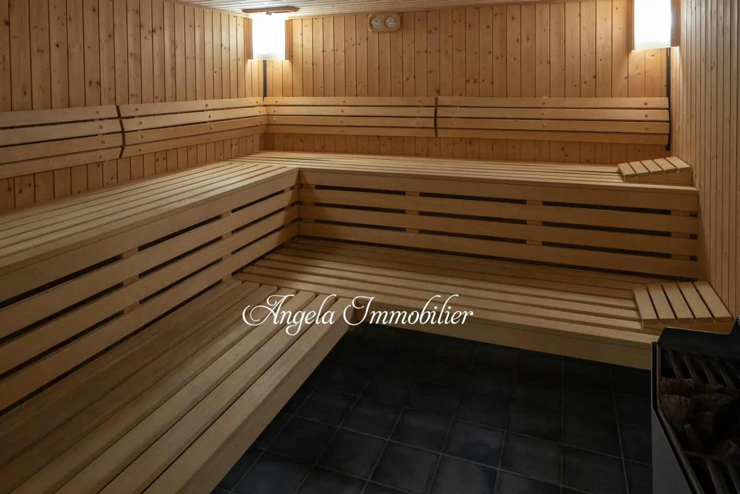 Appartement de Luxe avec Jardin - Photo 16 sur 17