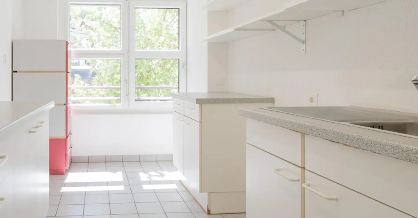 Spacious 4.5-room apartment with studio in an ideal location in Visp - Photo 10 of 11
