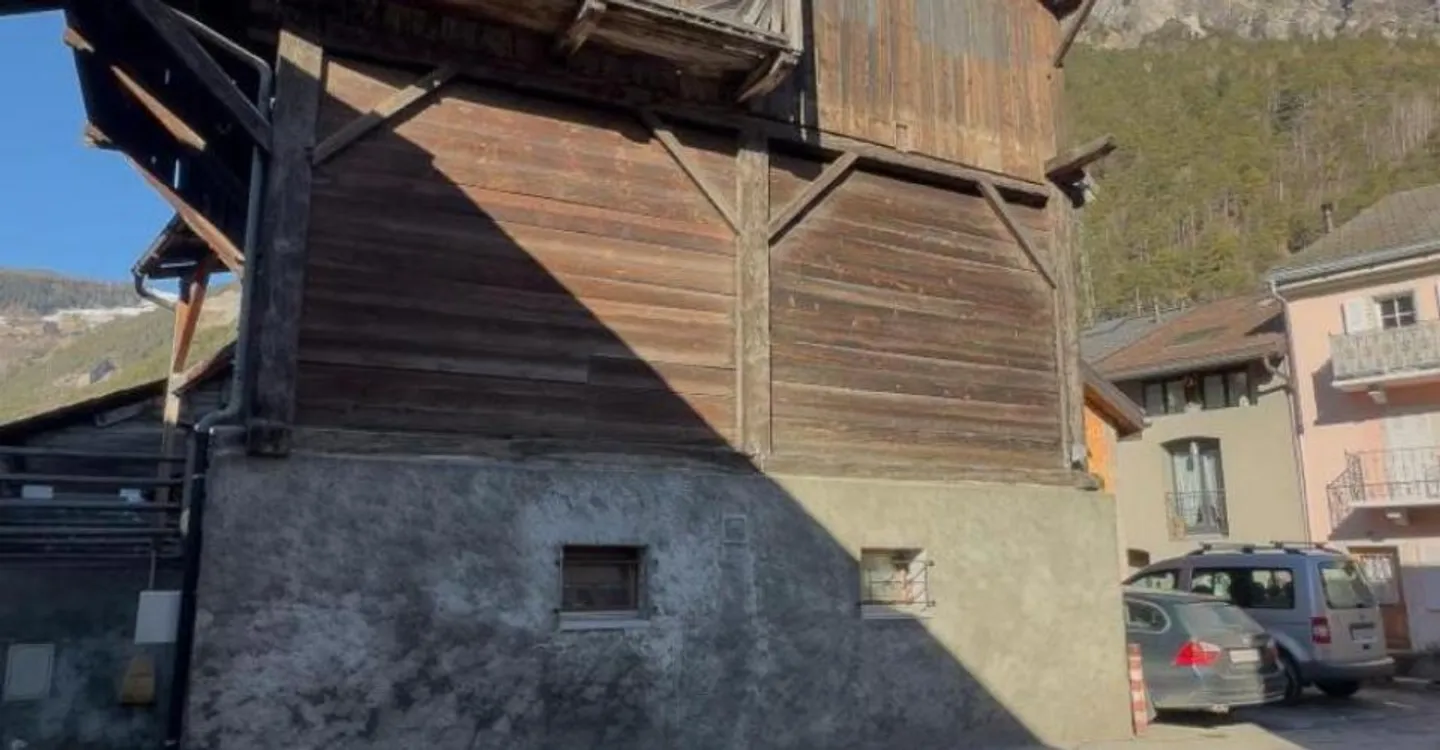 Village house with 6.5 rooms in Sembrancher - Photo 11 of 12