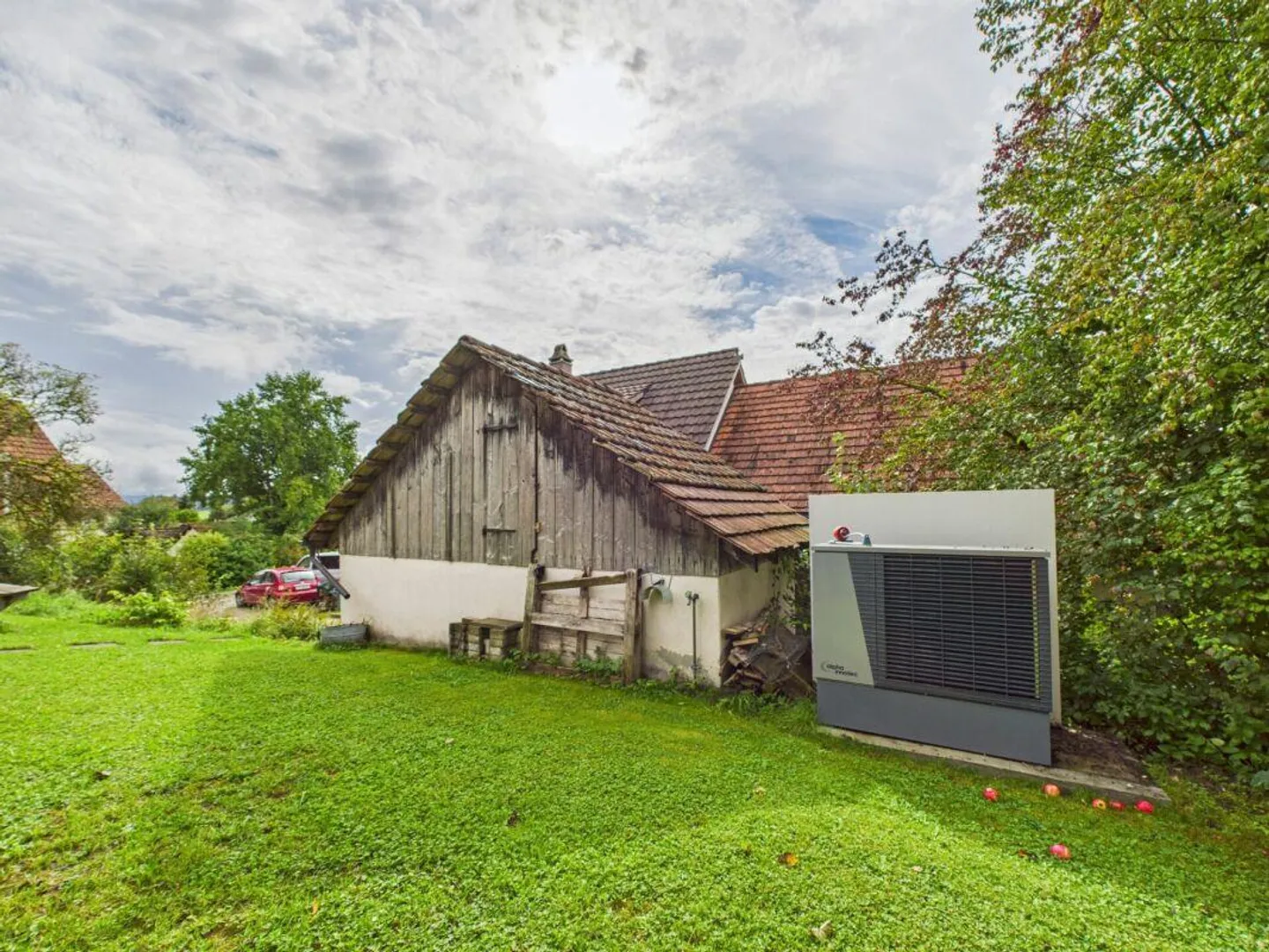 Family-friendly single-family house in a quiet location - Photo 6 of 7