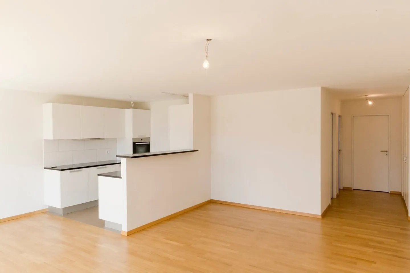 «3.5 Zimmerwohnung im 4. OG» - Foto 7 von 13