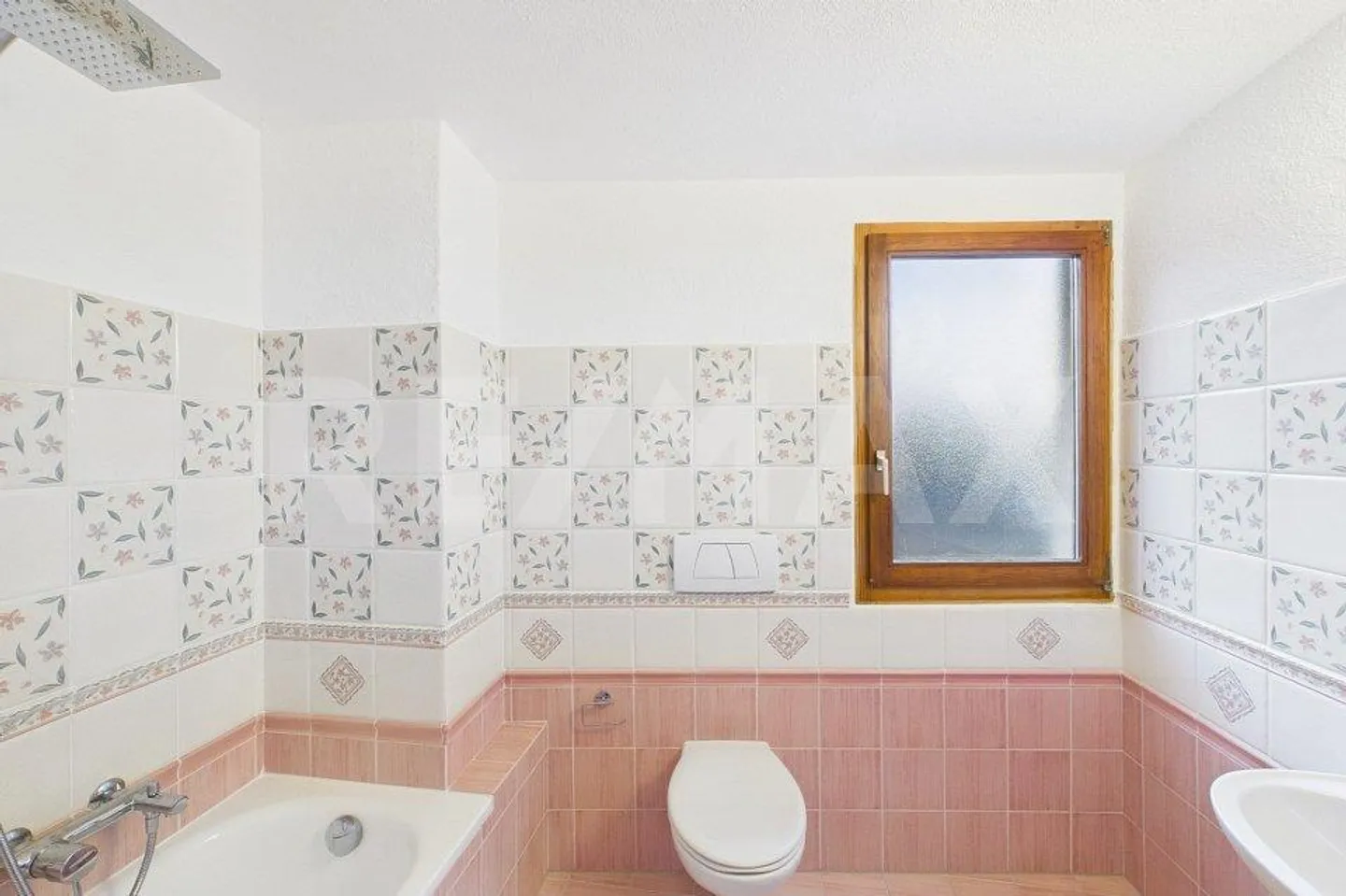 Une maison du cœur de village qui ne suit pas les règles - Photo 13 sur 13