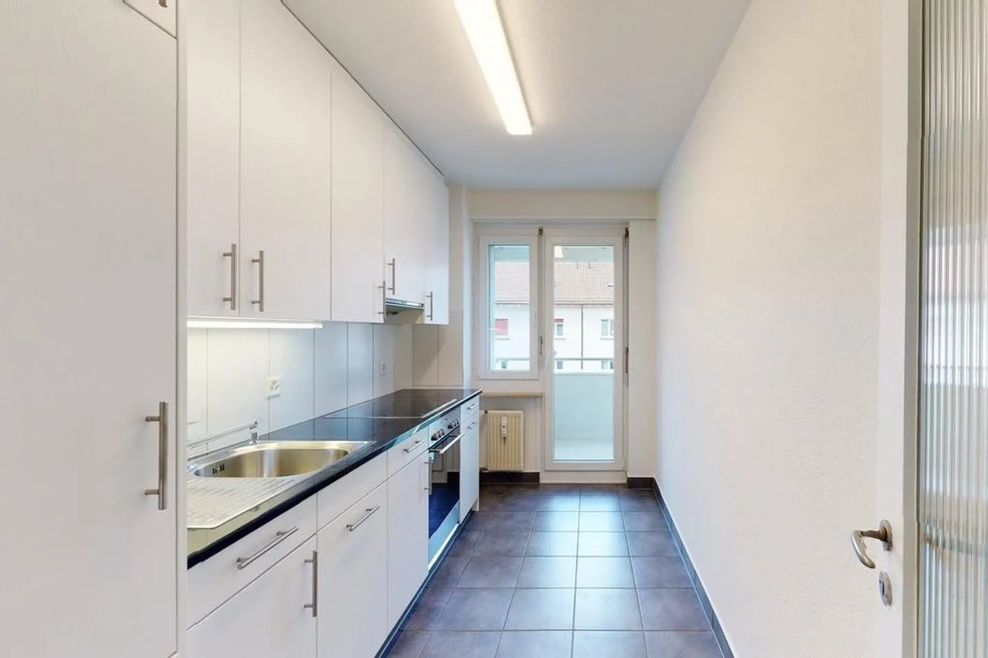 Appartamento accogliente nel tranquillo quartiere di Hegenheim - Foto 3 di 8