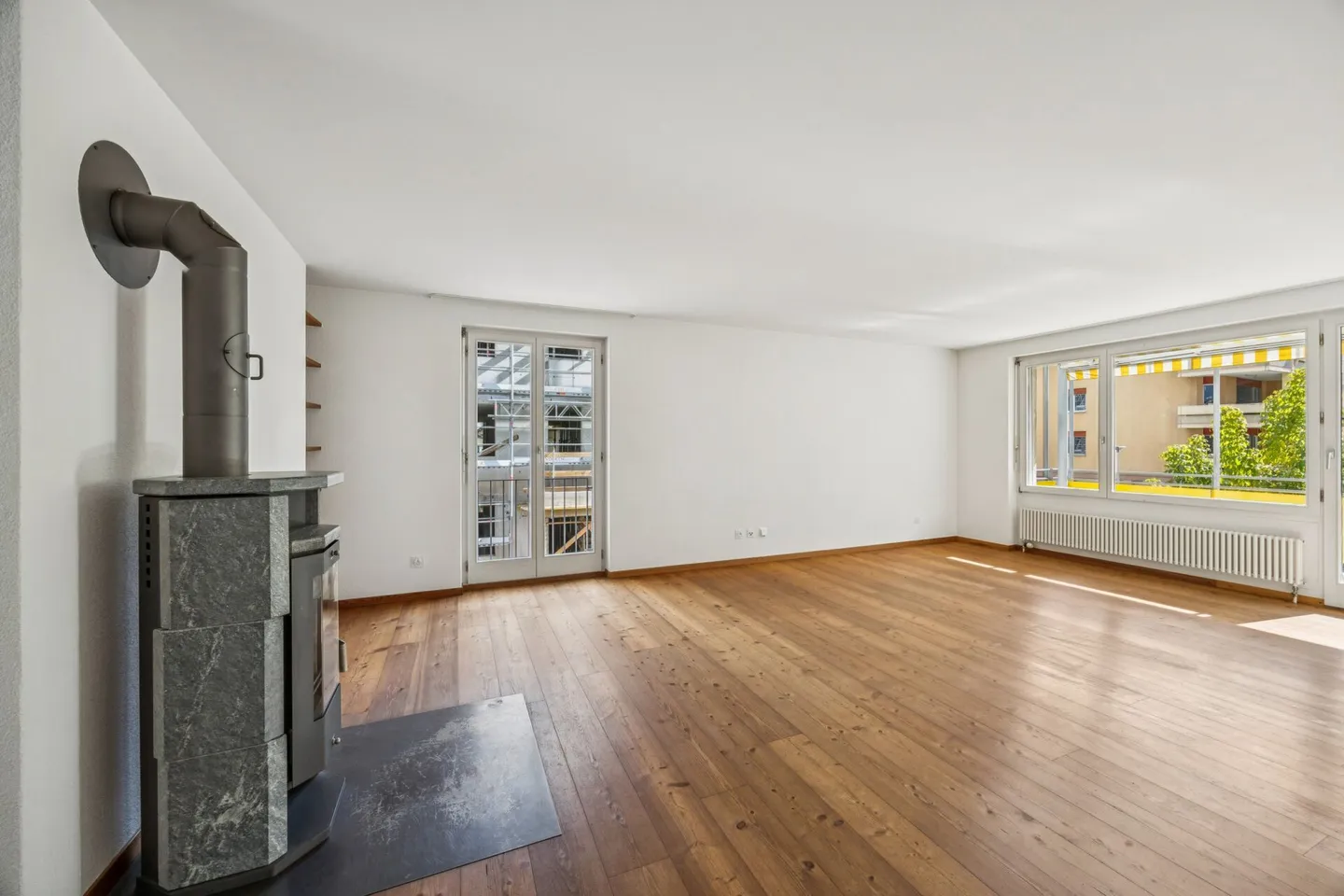 Wohnen zwischen Stadt und Alpen - Ihre 5.5-Zimmer-Etagenwohnung am Jesuitenweg - Foto 4 von 13