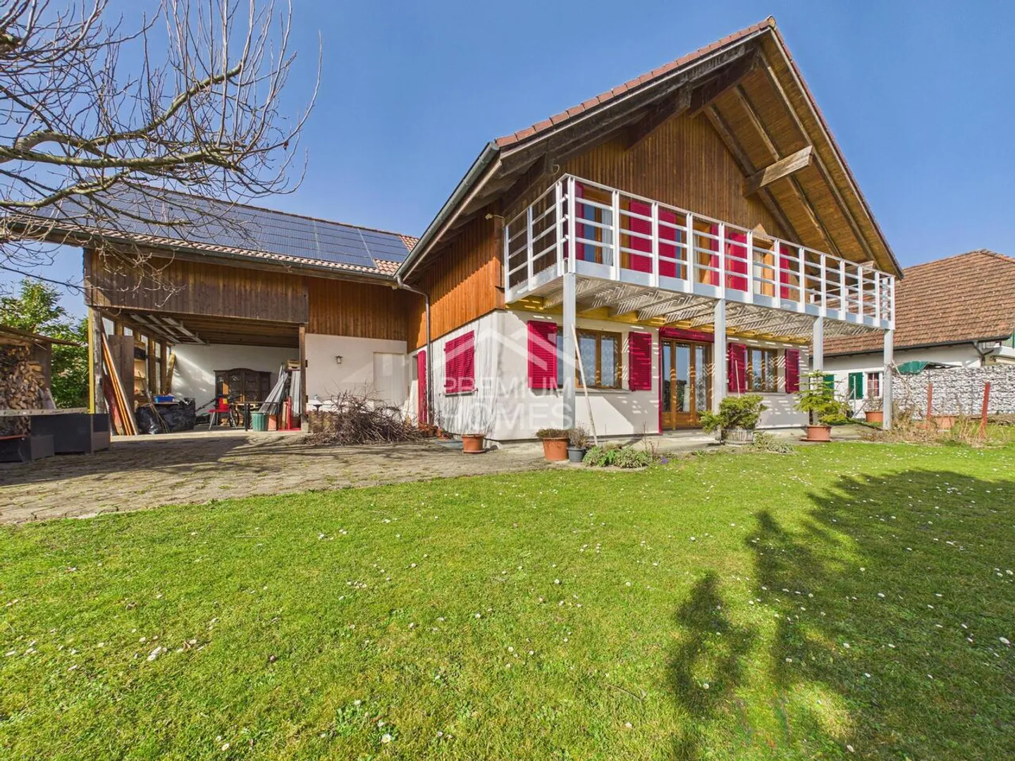 Charming Detached House - Photo 1 of 8