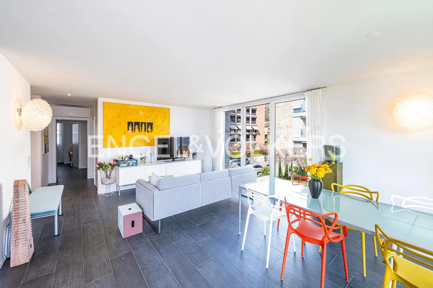 Moderne Wohnung mit Seesicht - Foto 2 von 5