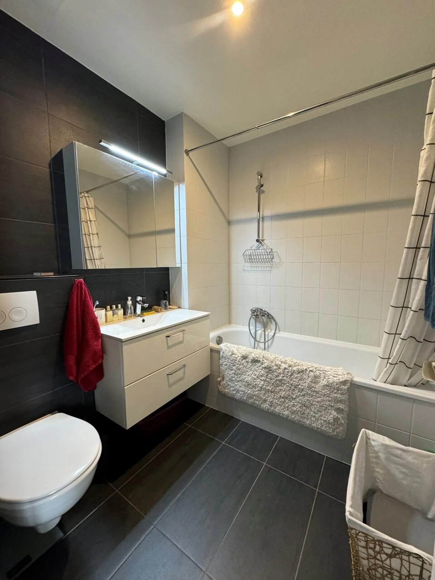 2.5-room apartment on the 4th floor - Photo 4 of 4