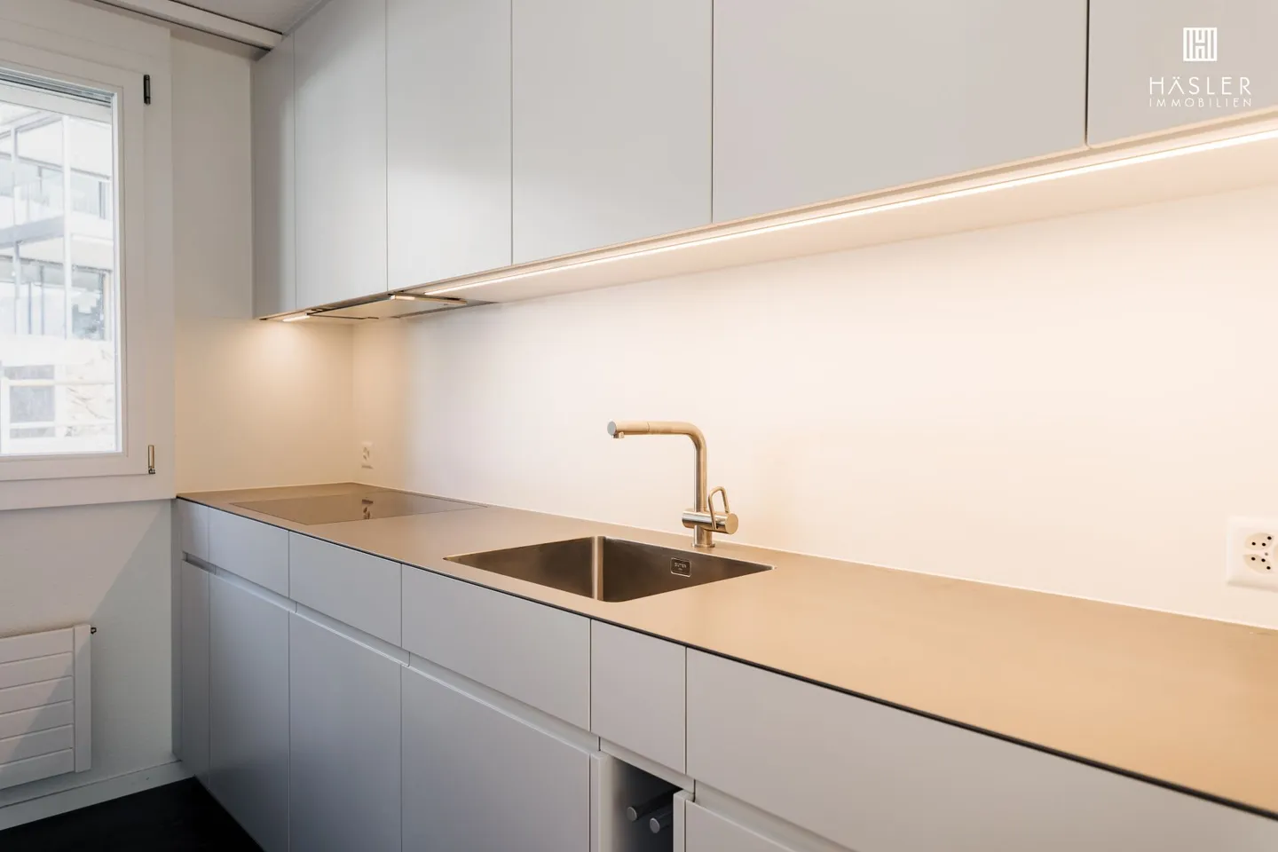Moderne 4½-Zimmer-Maisonette-Wohnung am rechten Thunerseeufer - Photo 4 sur 12