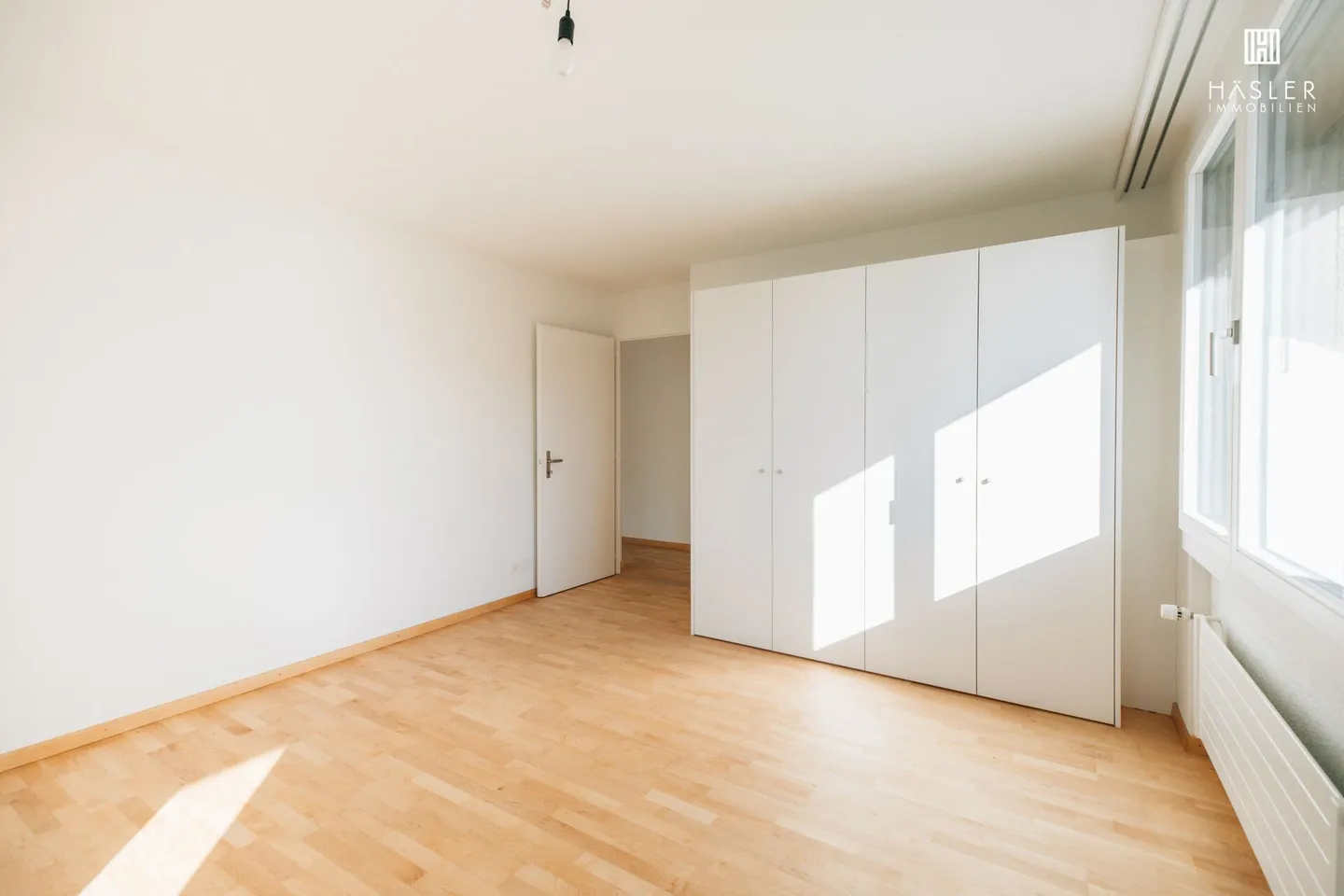 Moderne 4½-Zimmer-Maisonette-Wohnung am rechten Thunerseeufer - Photo 10 sur 12