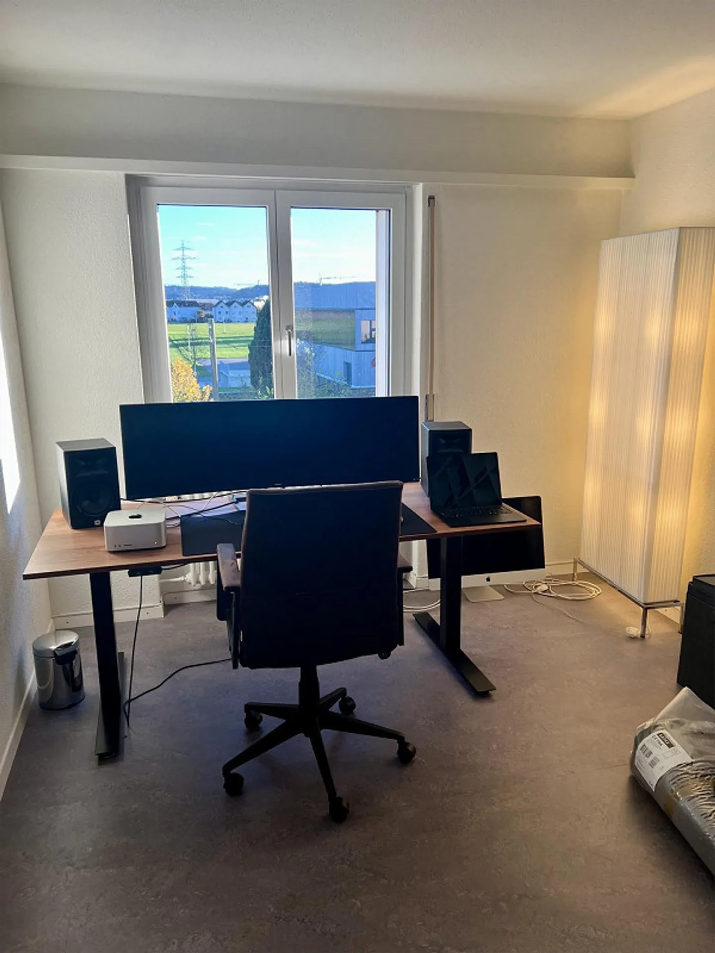 Lichtdurchflutete 3.5-Zimmer-Wohnung mit Balkon und schöner Aussicht - Foto 5 von 7