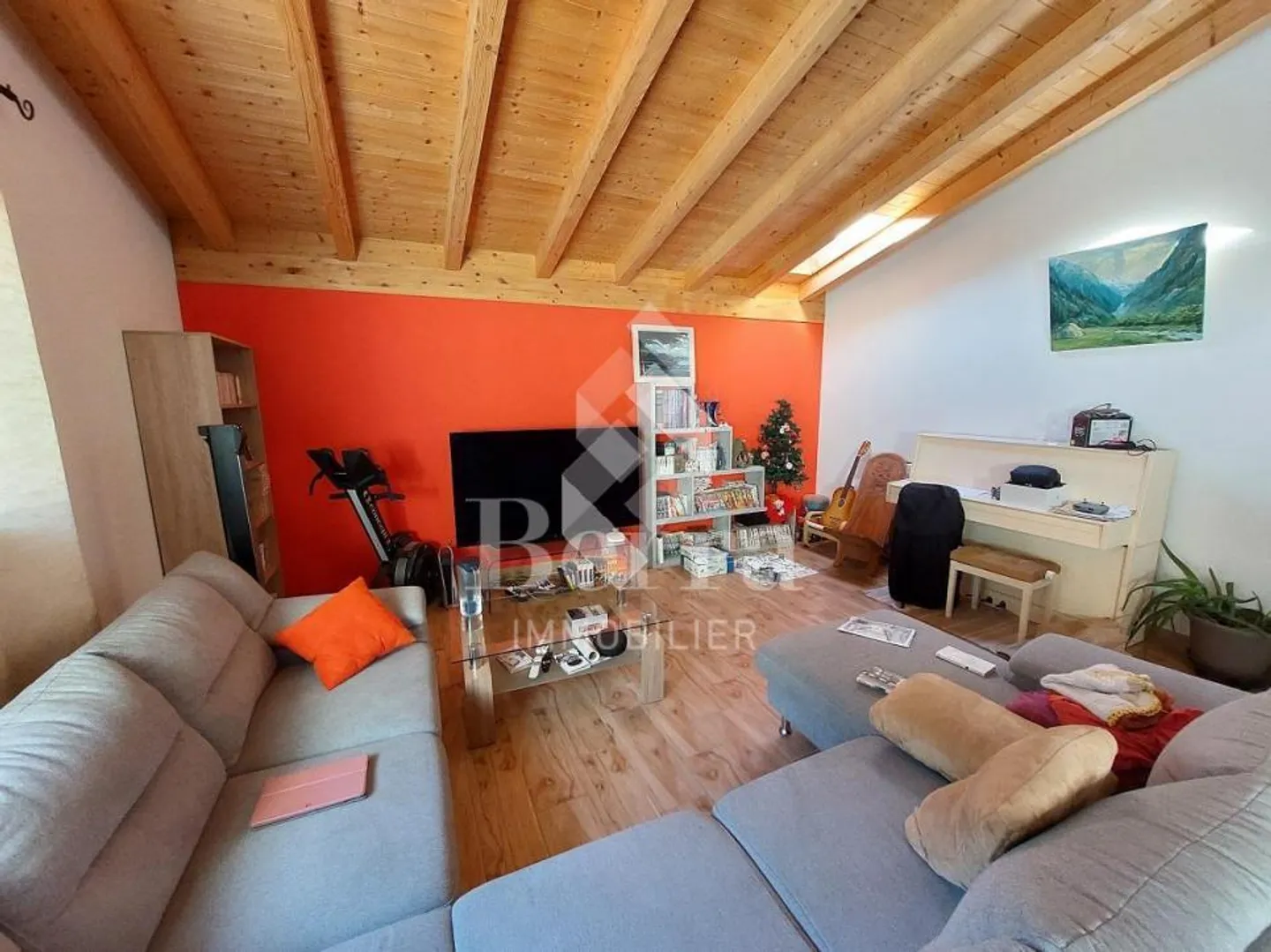 Saxe! Halles industrielles + espace de stockage + surface de vente + appartement de service! - Photo 7 sur 13